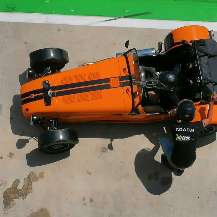 Coaching en Caterham, vue du ciel