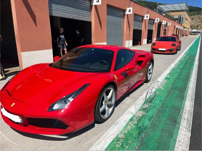 Coaching avec votre voiture : Ferrari