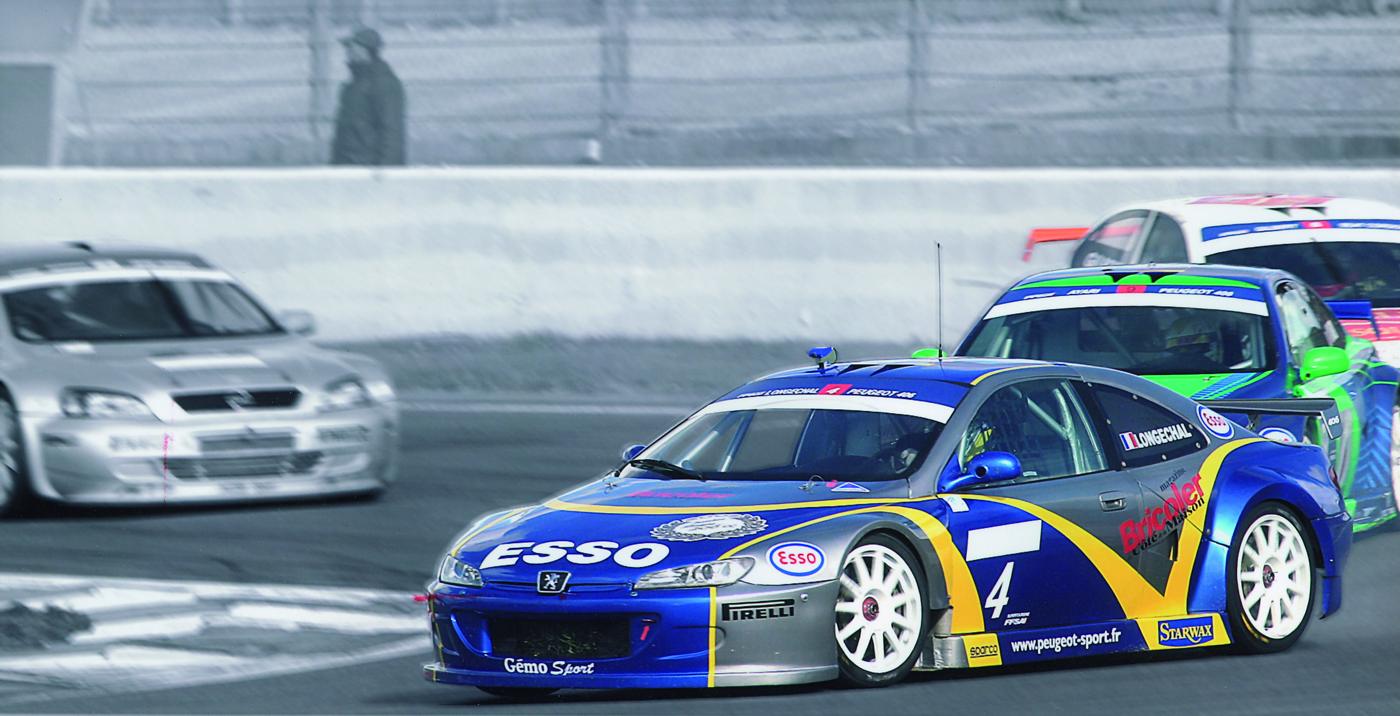 Peugeot 406 Supertourisme en peloton, 2004